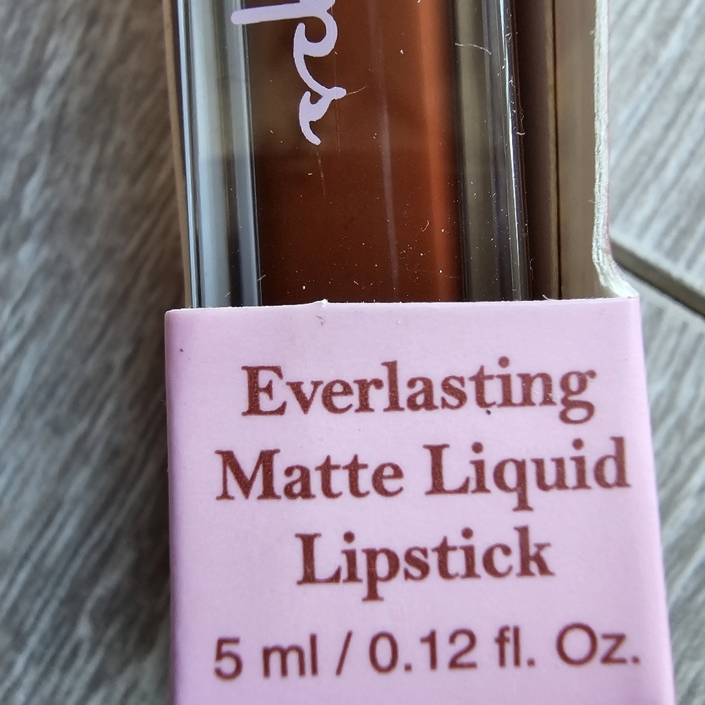 Pinklipps " Everlasting Matte Lip Gloss 0.12 oz - Picture 2 of 3